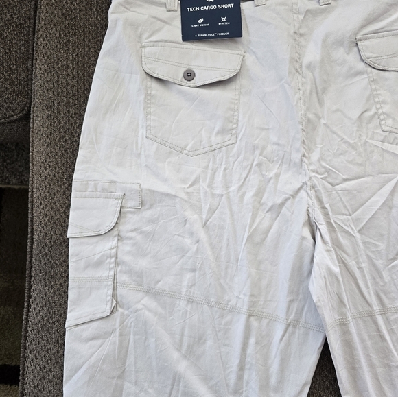 $79 Kenneth Cole NWT Tech Cargo Shorts Mens Sz 44 Belted Pockets Outdoor - Picture 9 of 14